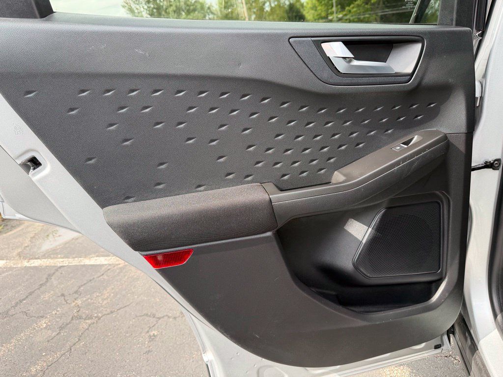 Certified 2020 Ford Escape SE AWD/4WD image 26