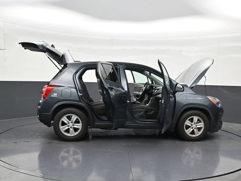 Used 2021 Chevrolet Trax LS w/ Tint and Cruise Package FWD image 32