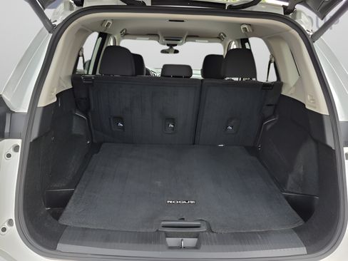 Used 2024 Nissan Rogue SV AWD/4WD image 13