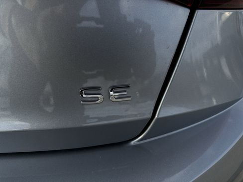 New 2026 Volkswagen Jetta SE image 32