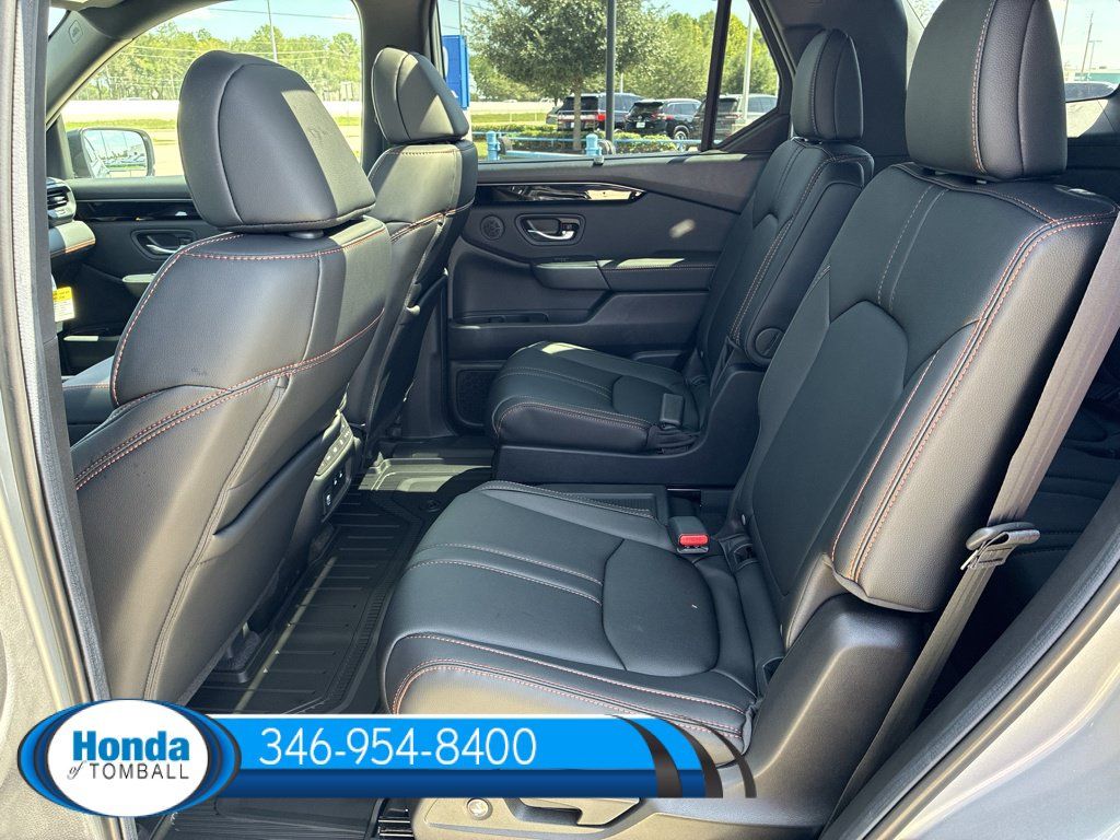 New 2026 Honda Pilot TrailSport image 15