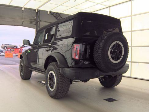 Used 2023 Ford Bronco Badlands w/ Sasquatch Package AWD/4WD image 61