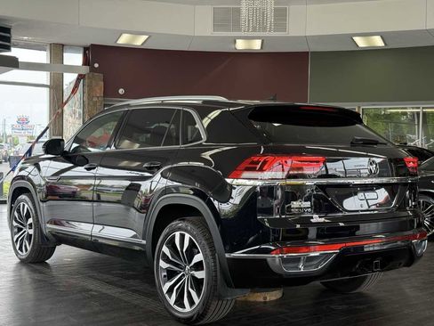 Used 2021 Volkswagen Atlas Cross Sport SEL Premium R-Line w/ Cross Sport MDO Package AWD/4WD image 12