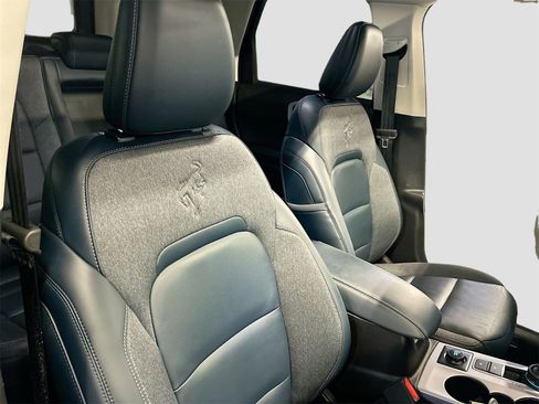 Used 2023 Ford Bronco Sport Outer Banks w/ Tech Package image 30