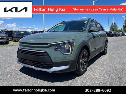 Used 2023 Kia Niro EX w/ EX Cold Weather Package
