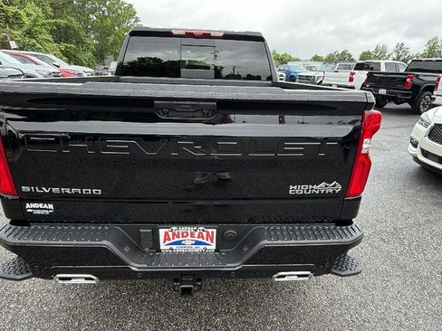 New 2026 Chevrolet Silverado 1500 High Country AWD/4WD image 6