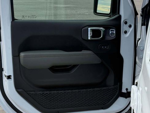 New 2026 Jeep Gladiator Mojave image 27