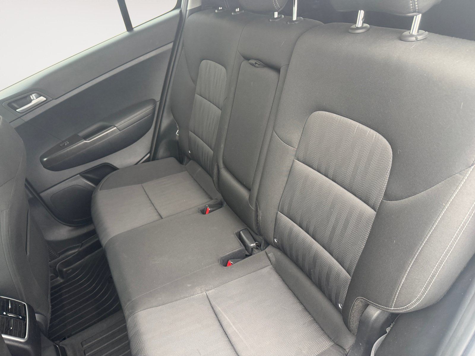 Used 2021 Kia Sportage LX FWD image 13