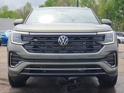 New 2026 Volkswagen Atlas Cross Sport SEL Premium R-Line AWD/4WD image 2
