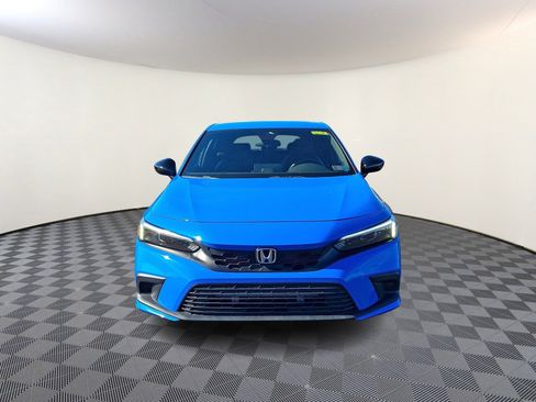 Used 2022 Honda Civic Sport image 2