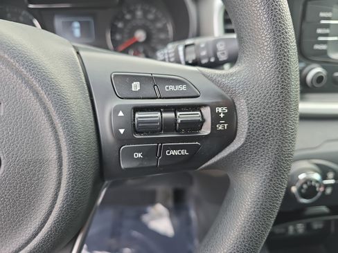 Used 2016 Kia Sorento LX image 20