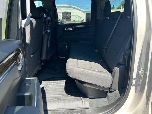 New 2026 GMC Sierra 1500 SLE w/ X31 Off-Road Package AWD/4WD image 37