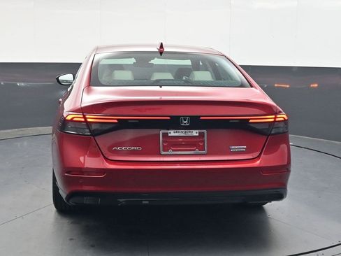 Used 2023 Honda Accord Touring image 5