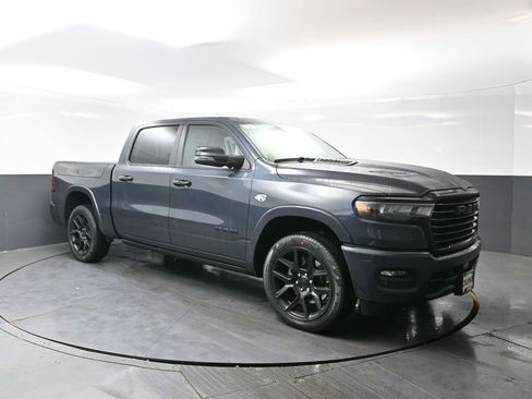 New 2026 RAM 1500 Laramie AWD/4WD image 3