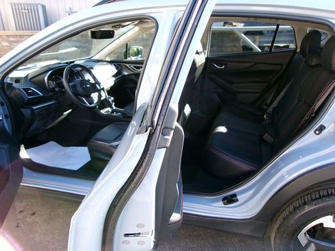 Used 2023 Subaru Crosstrek 2.5i Limited w/ Moonroof Package AWD/4WD image 13