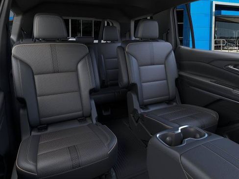 New 2026 Chevrolet Traverse High Country w/ LPO, Floor Liner Package AWD/4WD image 17