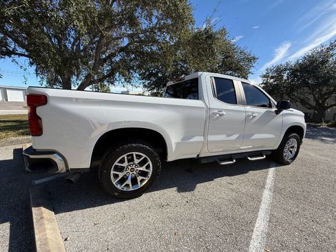 Used 2020 Chevrolet Silverado 1500 LT w/ LT Value Package image 4