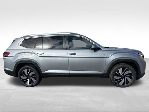 Used 2026 Volkswagen Atlas SEL AWD/4WD image 6