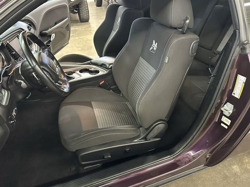 Used 2021 Dodge Challenger R/T Scat Pack RWD image 27