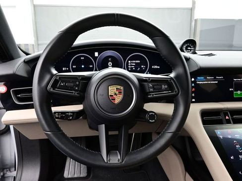 Certified 2025 Porsche Taycan AWD/4WD image 8