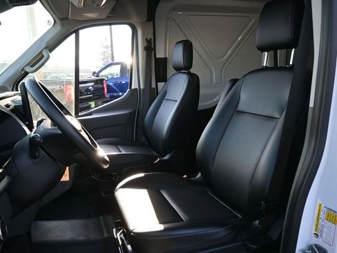 New 2023 Ford E-Transit 148 High Roof Extended image 18