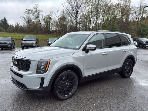 Used 2022 Kia Telluride EX w/ EX Premium Package AWD/4WD image 1