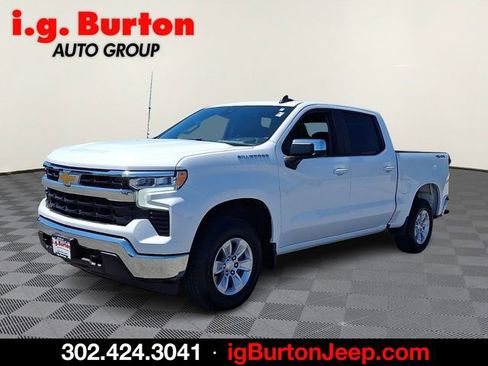 Used 2026 Chevrolet Silverado 1500 LT AWD/4WD image 3