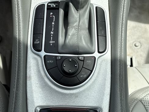 Used 2006 Mercedes-Benz SL 55 AMG image 18