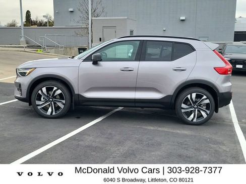 New 2026 Volvo XC40 B5 Ultra w/ Climate Package AWD/4WD image 5
