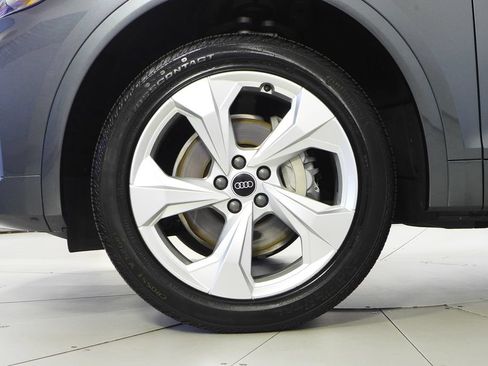 Used 2023 Audi Q5 2.0T Premium Plus w/ Premium Plus Package AWD/4WD image 5