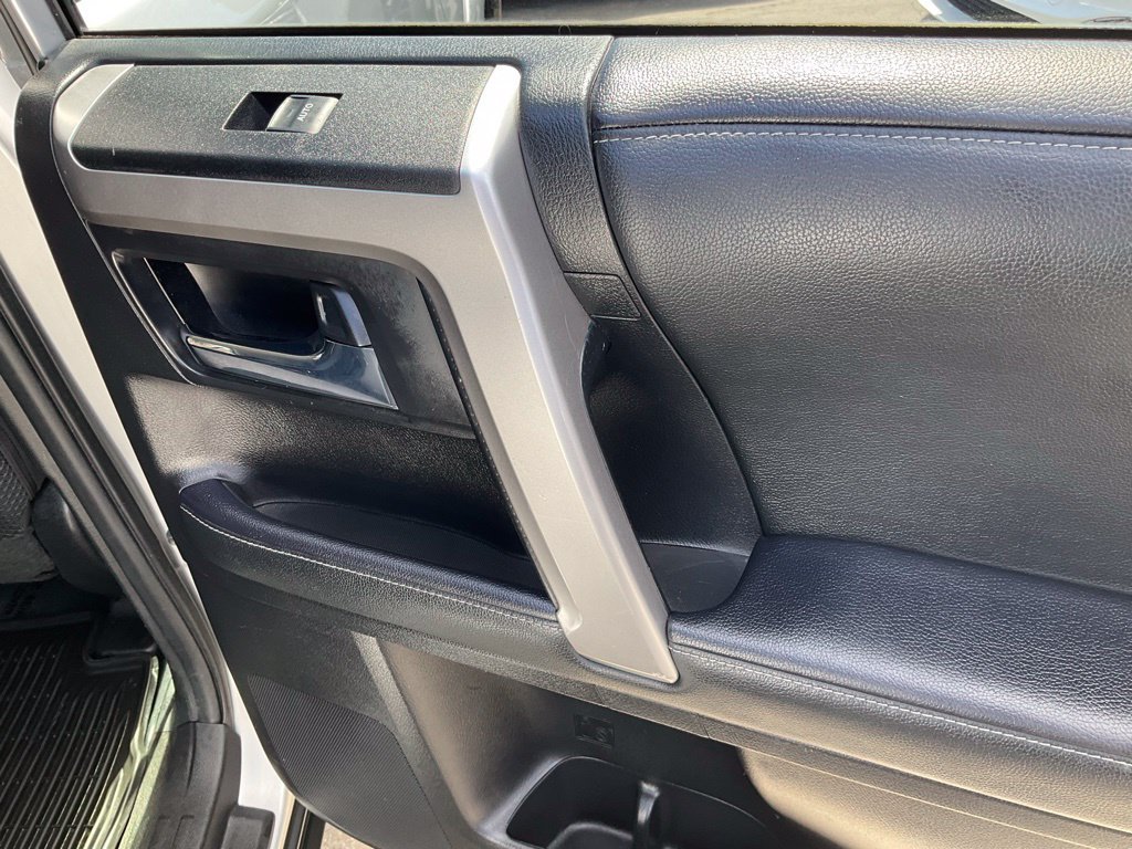Used 2021 Toyota 4Runner SR5 RWD image 68