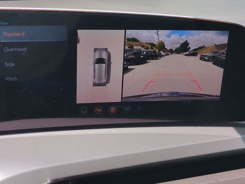 New 2026 Cadillac Vistiq Luxury w/ LPO, Floor Liner Package AWD/4WD image 10