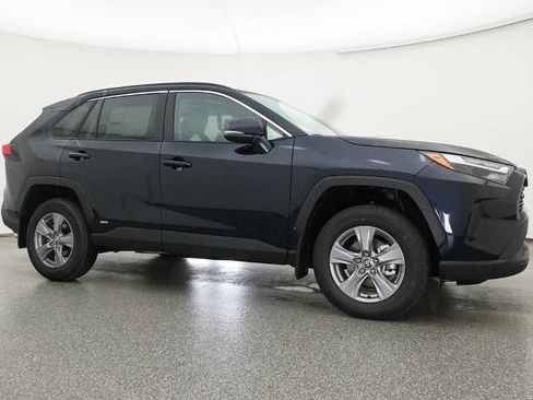 New 2025 Toyota RAV4 XLE image 28