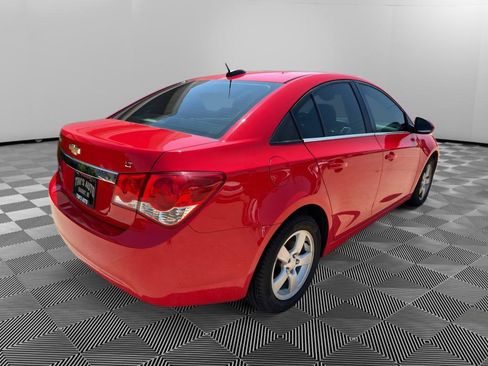 Used 2015 Chevrolet Cruze LT FWD image 3