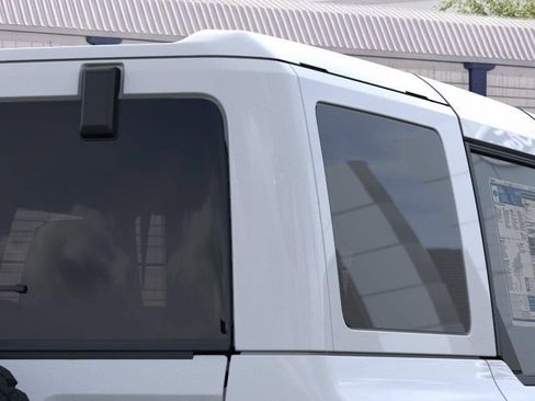 New 2026 Ford Bronco Badlands AWD/4WD image 25