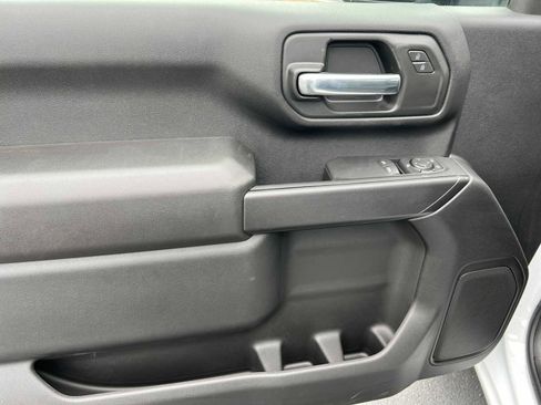 New 2025 GMC Sierra 2500 Pro w/ Convenience Package RWD image 11