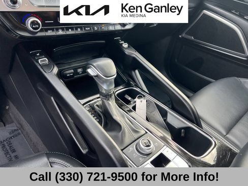 Certified 2024 Kia Telluride S w/ S Sunroof Package AWD/4WD image 33