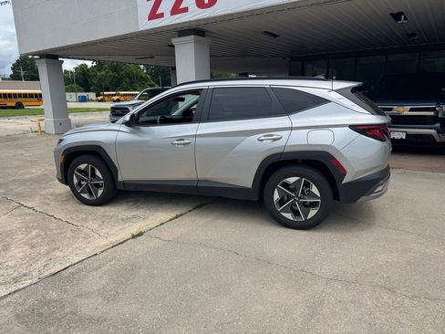 Used 2025 Hyundai Tucson SEL FWD image 5