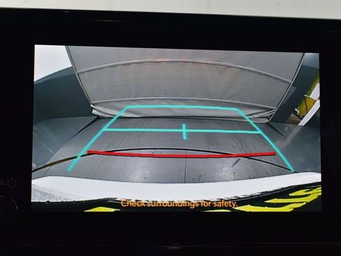 Used 2024 Toyota Corolla SE image 19