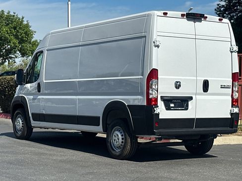 New 2025 RAM ProMaster 2500 image 6