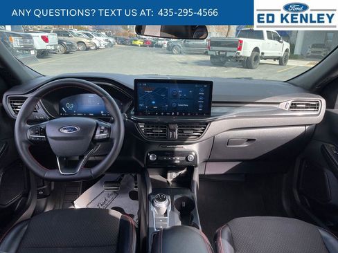 Used 2024 Ford Escape ST-Line Select w/ Tech Pack #2 image 8