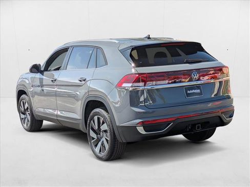 New 2026 Volkswagen Atlas Cross Sport SE image 8