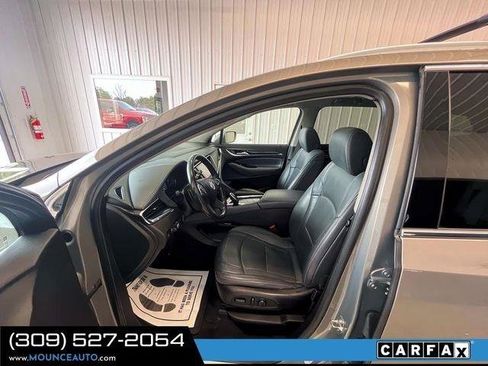 Used 2019 Buick Enclave Essence FWD image 18