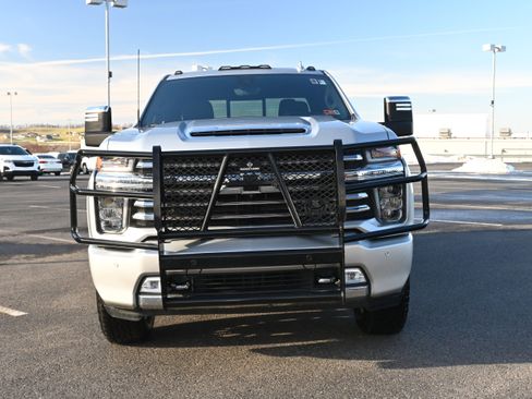 Used 2020 Chevrolet Silverado 3500 High Country w/ Technology Package image 3