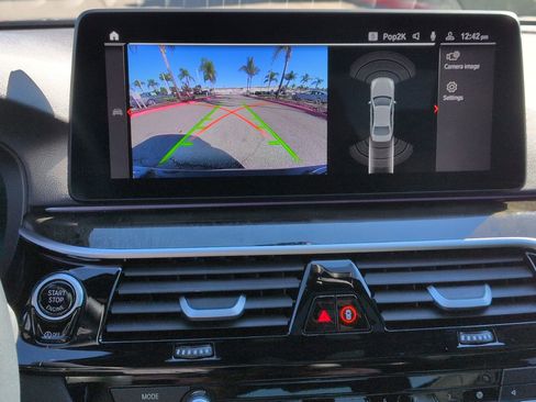 Certified 2023 BMW 530i w/ Premium Package image 25