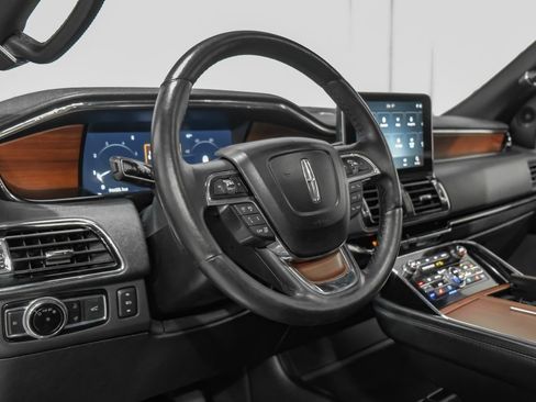 Used 2021 Lincoln Navigator L Reserve w/ Luxury Package AWD/4WD image 14