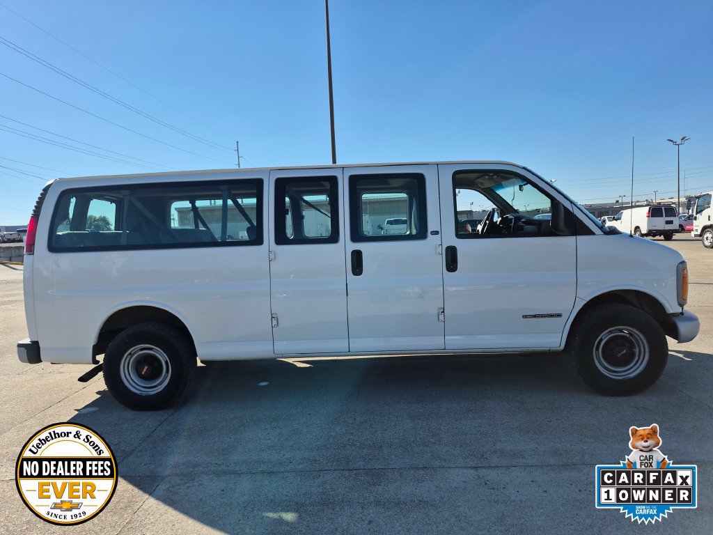 Used 2000 GMC Savana 3500 Extended Passenger w/ Convenience Pkg 1 RWD image 8