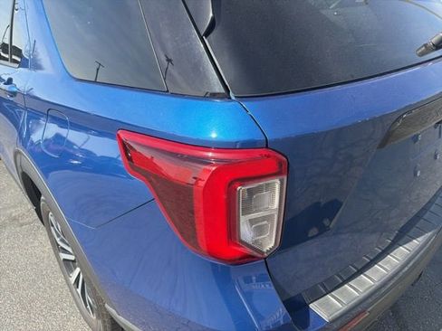 Used 2020 Ford Explorer ST w/ Premium Technology Package image 29