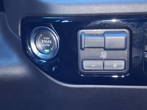 Used 2025 Chevrolet Silverado 2500 LT w/ Safety Package image 23