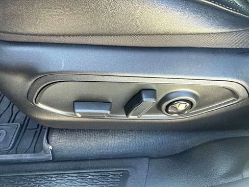 Used 2024 Jeep Grand Cherokee Limited AWD/4WD image 16